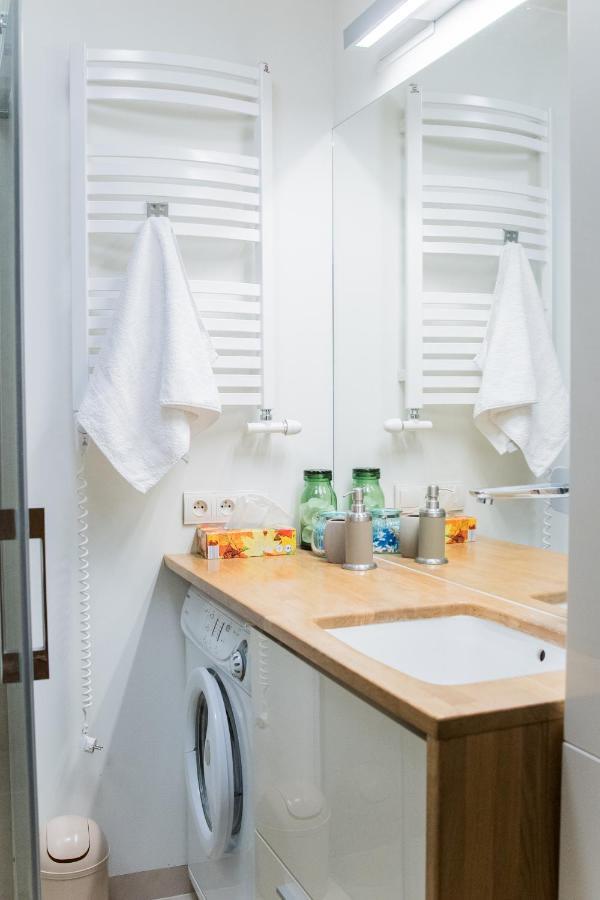 Apartament Next To Old Town Люблин Екстериор снимка