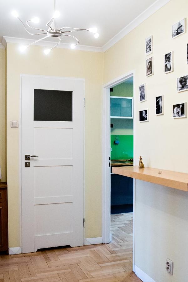 Apartament Next To Old Town Люблин Екстериор снимка